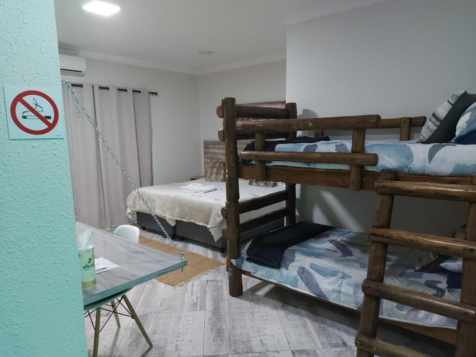 Villa Mariss Guesthouse Kraaifontein Екстер'єр фото
