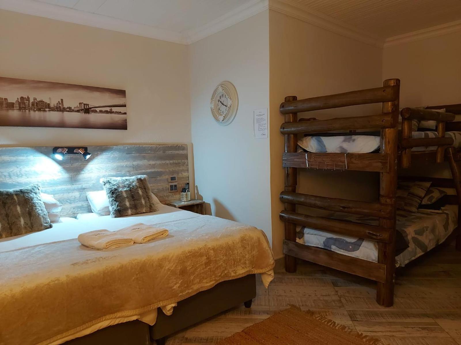Villa Mariss Guesthouse Kraaifontein Екстер'єр фото