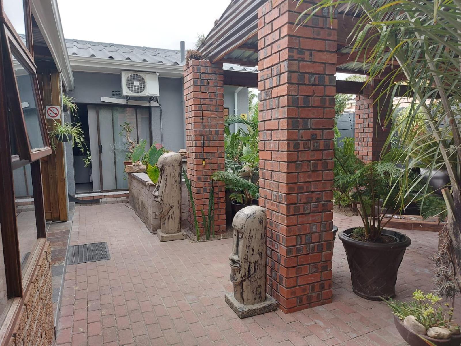 Villa Mariss Guesthouse Kraaifontein Екстер'єр фото