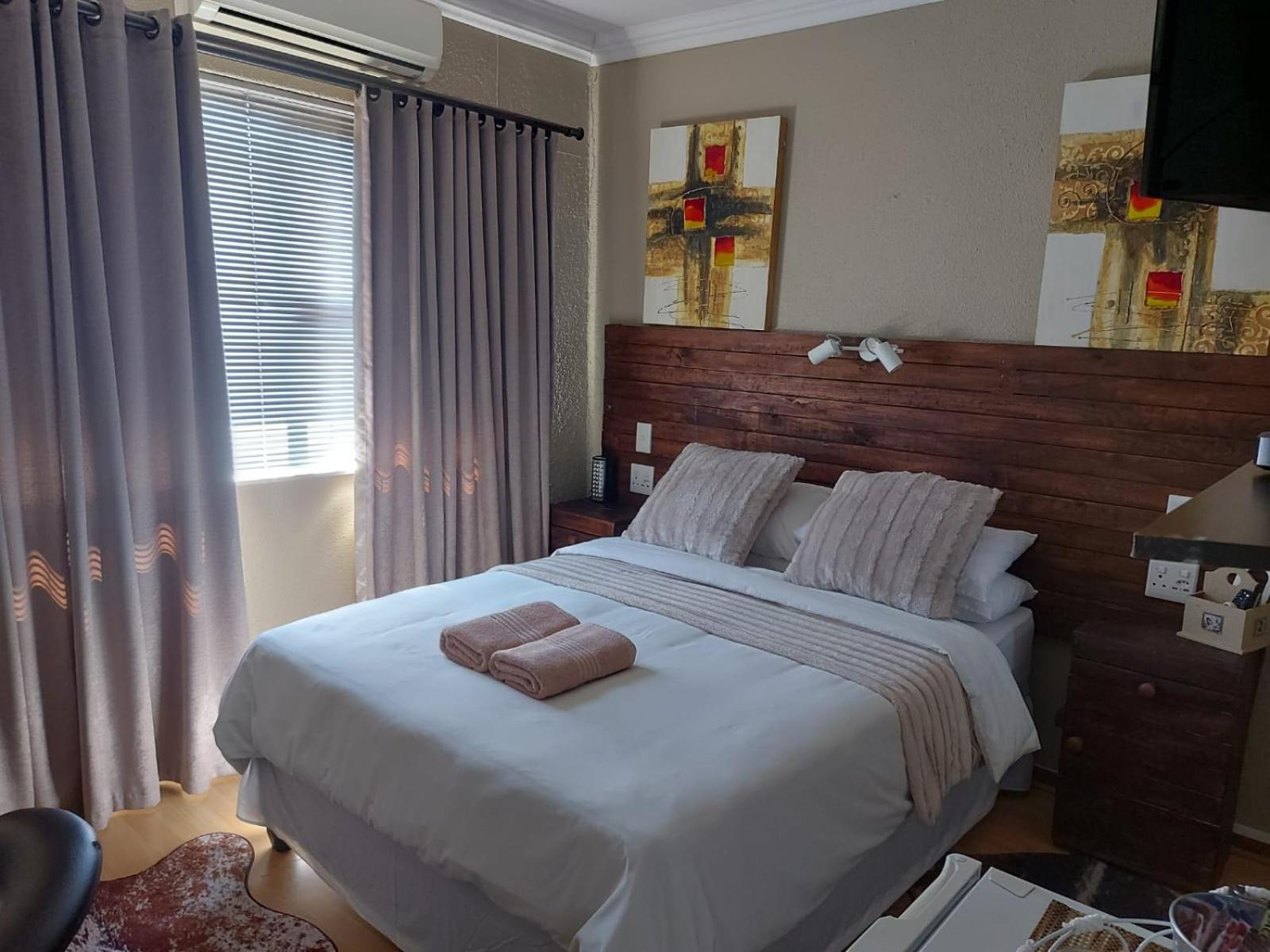 Villa Mariss Guesthouse Kraaifontein Екстер'єр фото