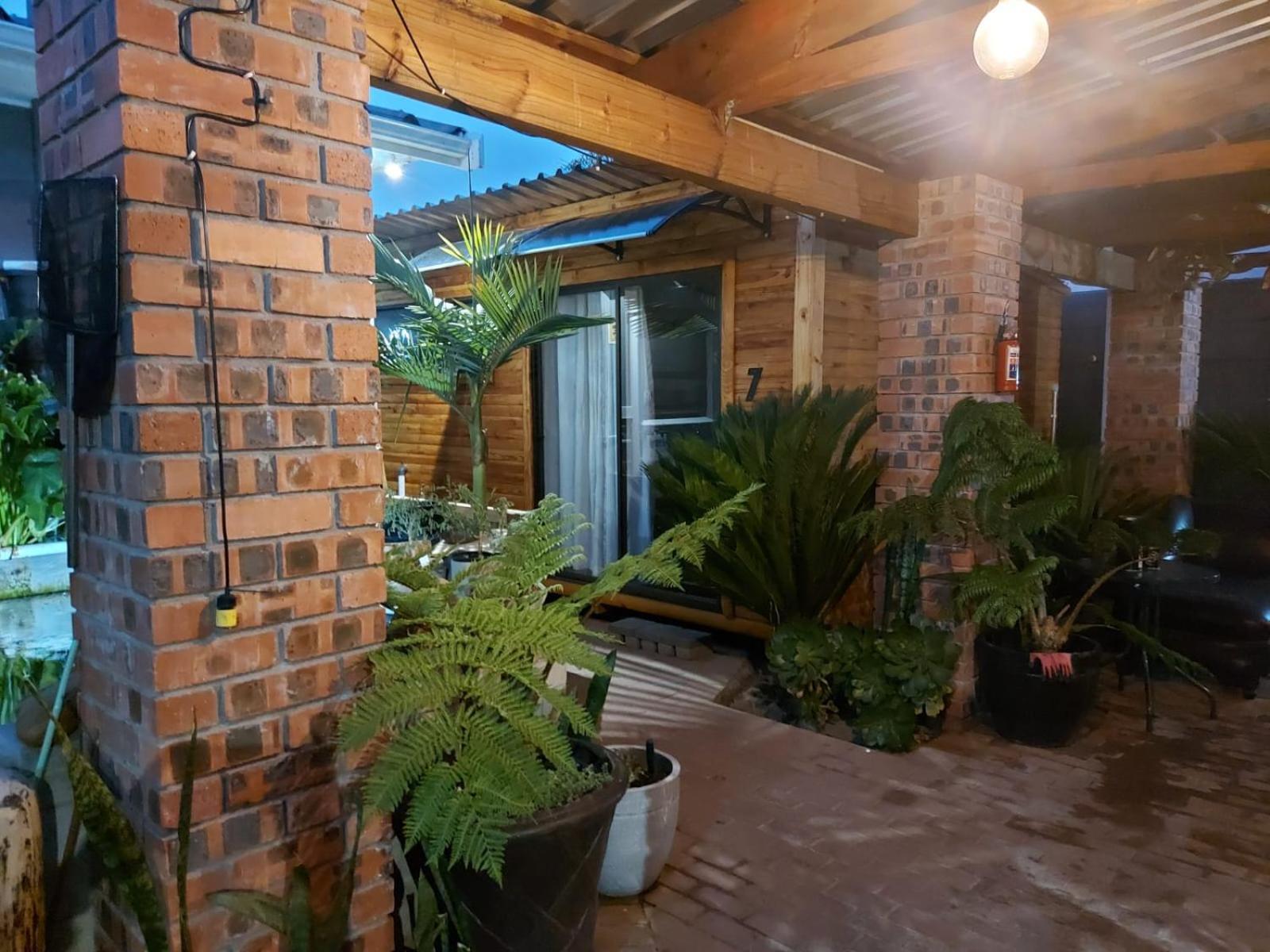 Villa Mariss Guesthouse Kraaifontein Екстер'єр фото